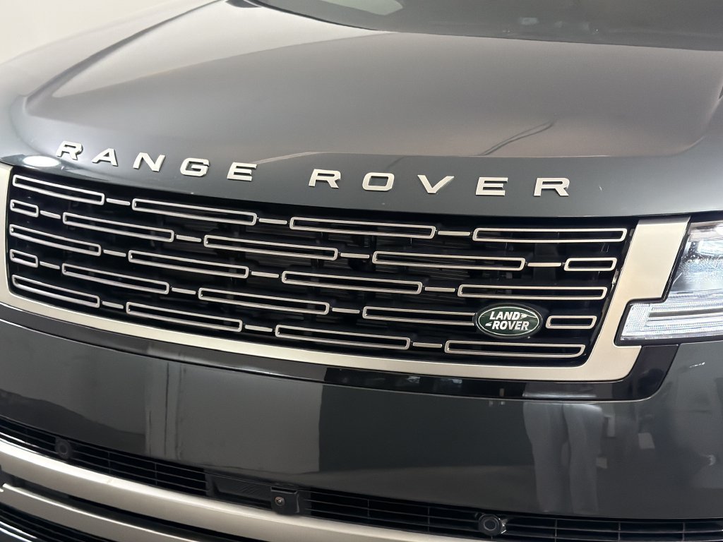 New 2027 Land Rover Range Rover Long Wheelbase SE AWD/4WD image 14