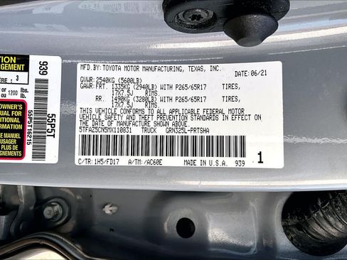 Used 2021 Toyota Tacoma TRD Sport RWD image 35