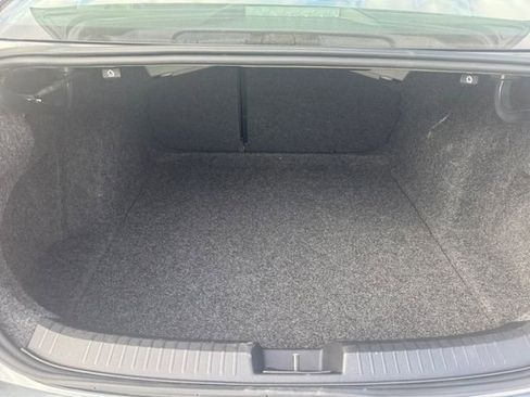 Used 2024 Volkswagen Jetta SE image 17