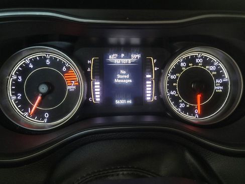 Used 2020 Jeep Cherokee Latitude w/ Cold Weather Group image 23