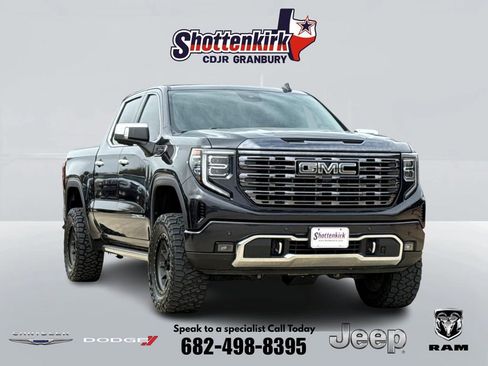 Used 2022 GMC Sierra 1500 Denali Ultimate AWD/4WD image 1