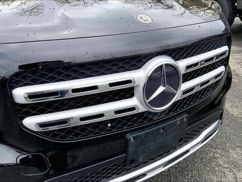 Certified 2023 Mercedes-Benz GLB 250 4MATIC image 27
