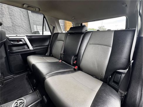 Used 2019 Toyota 4Runner SR5 Premium AWD/4WD image 16