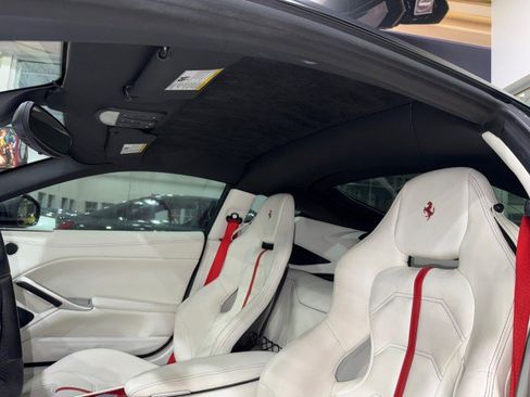 Used 2014 Ferrari F12 Berlinetta image 96