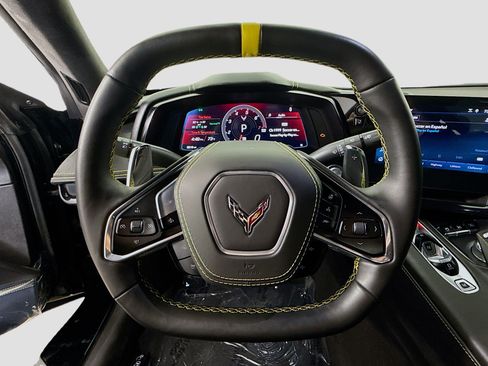 Used 2025 Chevrolet Corvette Stingray Premium Cpe w/ Z51 Performance Package RWD image 13