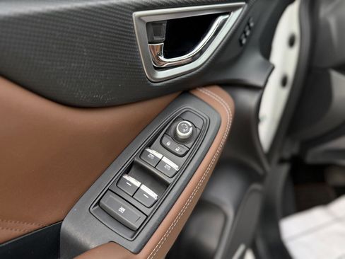 Used 2020 Subaru Forester Touring image 14