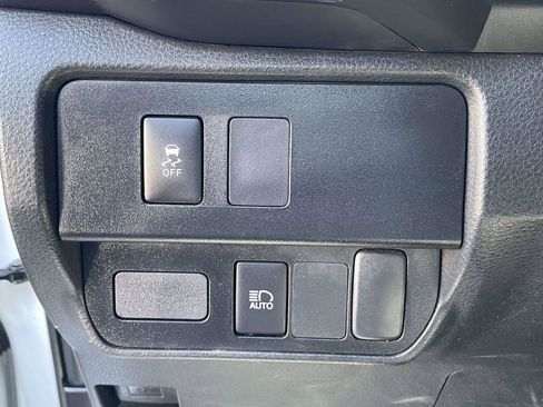 Used 2022 Toyota Tacoma SR RWD image 17