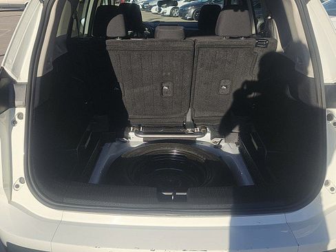 Used 2024 Nissan Rogue S AWD/4WD image 21