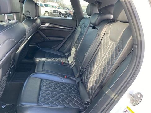 Used 2018 Audi SQ5 Prestige image 18