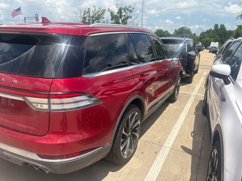 Used 2020 Lincoln Aviator Reserve w/ Equipment Group 202A AWD/4WD image 12