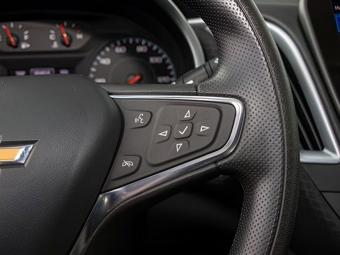 Used 2024 Chevrolet Malibu LS image 35