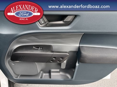 New 2025 Ford Maverick XL image 15