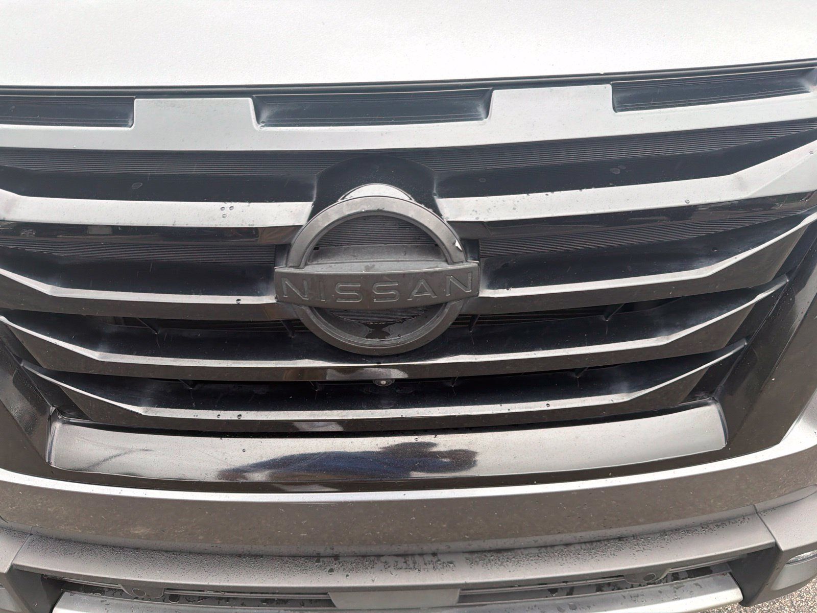 Used 2022 Nissan Pathfinder SL AWD/4WD image 34
