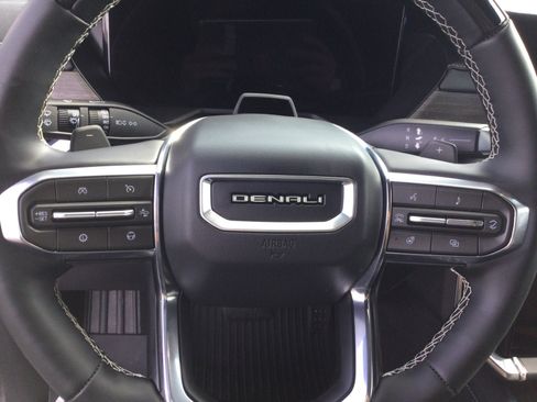 Used 2026 GMC Acadia Denali w/ Super Cruise Package AWD/4WD image 19