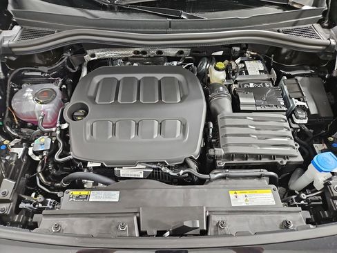 New 2025 Volkswagen Tiguan S image 21