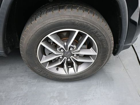 Used 2021 Jeep Grand Cherokee Limited w/ Sun & Sound Group image 11