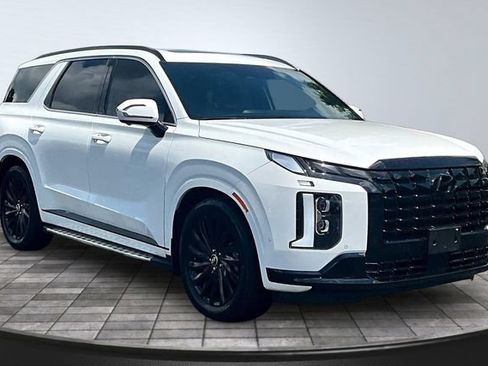 Used 2024 Hyundai Palisade Calligraphy AWD/4WD image 3