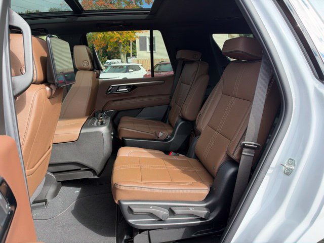 New 2026 Chevrolet Tahoe High Country AWD/4WD image 13