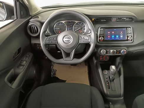 New 2025 Nissan Kicks Play S image 43