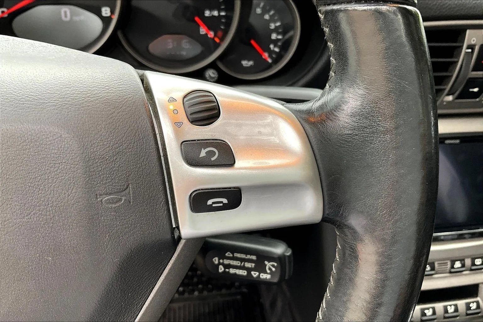 Used 2006 Porsche 911 Carrera RWD image 11