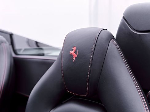 Used 2018 Ferrari 488 Spider RWD image 68