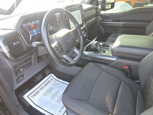 Used 2022 Ford F150 XLT w/ Equipment Group 302A High image 13