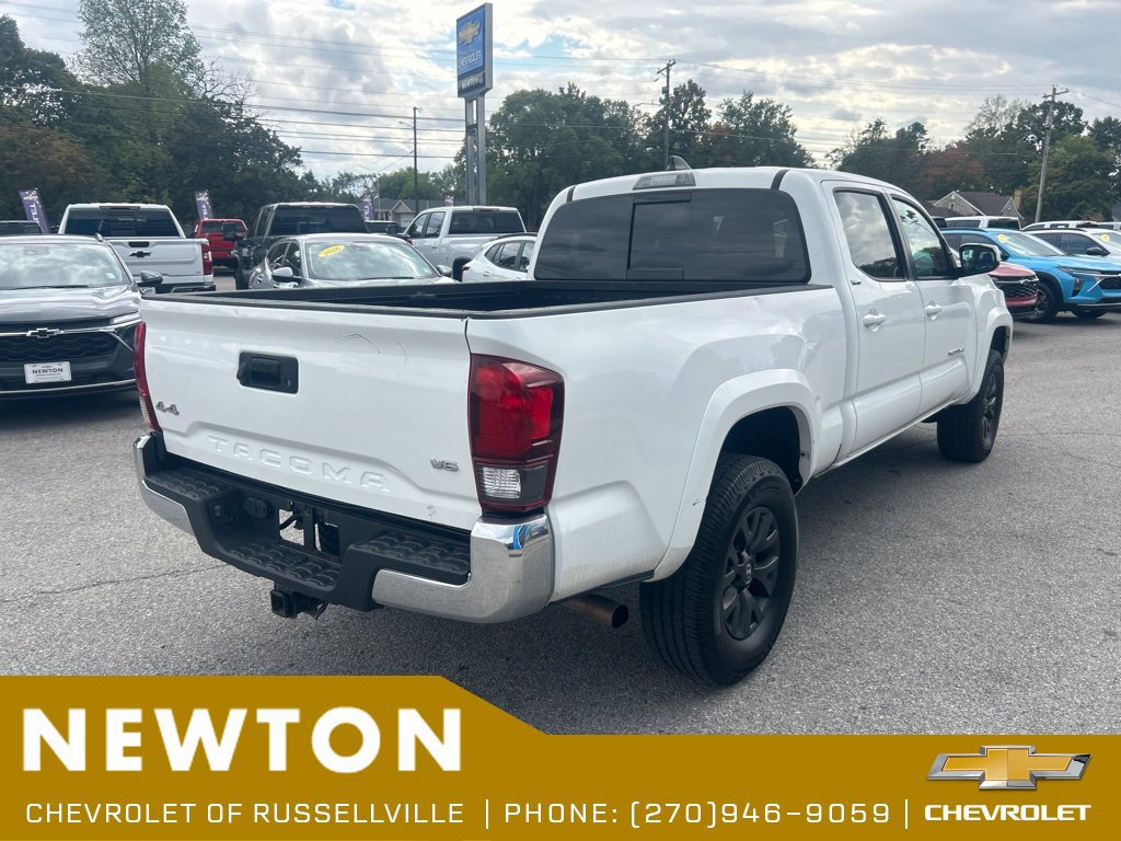 Used 2023 Toyota Tacoma SR5 AWD/4WD image 10