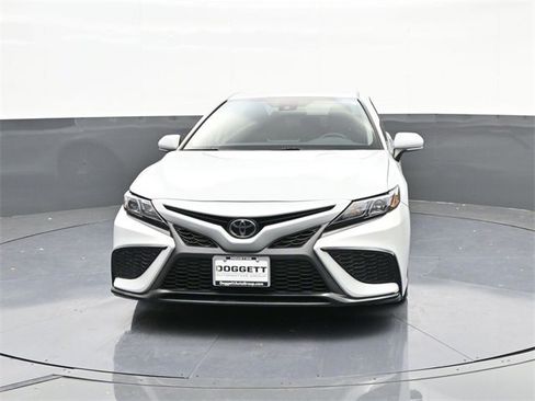 Used 2023 Toyota Camry SE image 27