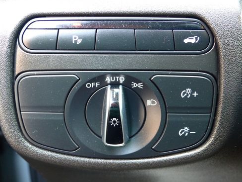 Used 2021 INFINITI QX50 Pure image 27