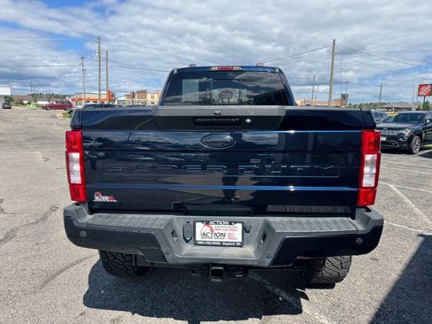 Used 2021 Ford F250 Lariat w/ Lariat Value Package image 4
