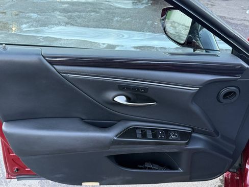 Used 2019 Lexus ES 350 w/ Premium Package FWD image 8