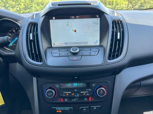 Used 2018 Ford Escape SEL AWD/4WD image 12