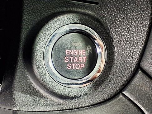 Certified 2023 Subaru Outback Premium image 19