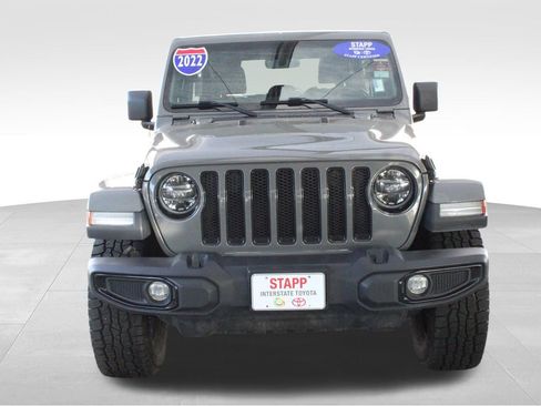 Used 2022 Jeep Wrangler Unlimited Sahara AWD/4WD image 8