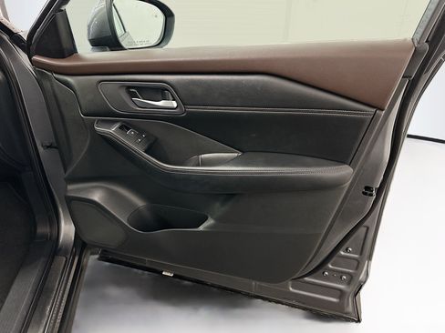 Used 2023 Nissan Rogue SL w/ SL Premium Package AWD/4WD image 35