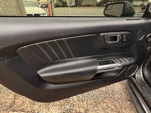 Used 2017 Ford Mustang Premium RWD image 17