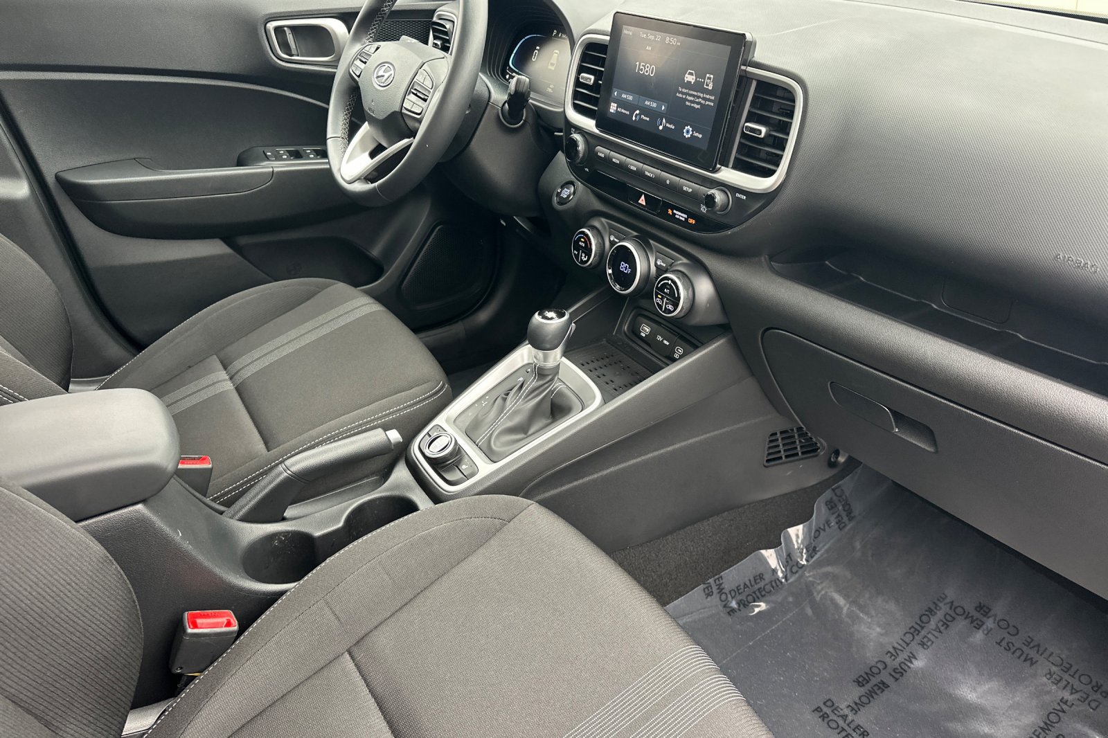 Certified 2026 Hyundai Venue SEL FWD image 18