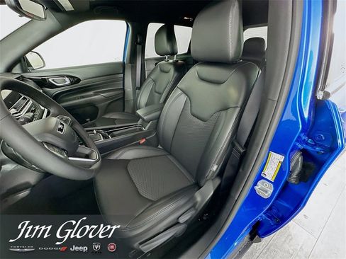 New 2026 Jeep Compass Latitude image 24