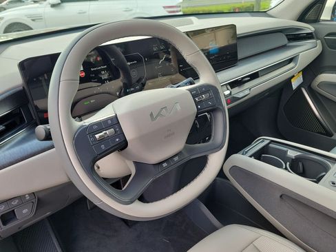 New 2026 Kia EV9 Land AWD/4WD image 24