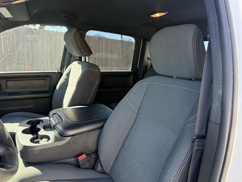 Used 2022 RAM 3500 Tradesman AWD/4WD image 3