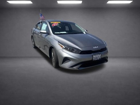 Used 2023 Kia Forte LXS FWD image 35