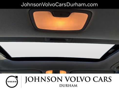 Used 2022 Hyundai Kona Limited w/ Winter Weather Package image 10