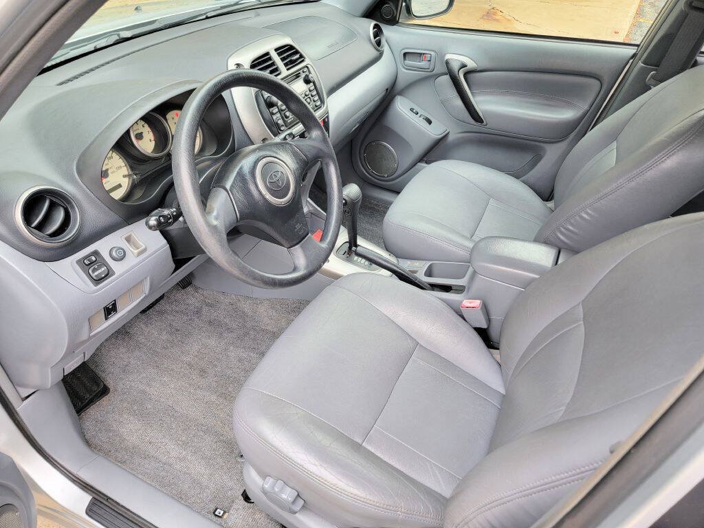 Used 2002 Toyota RAV4 4WD w/ "L" Pkg image 6