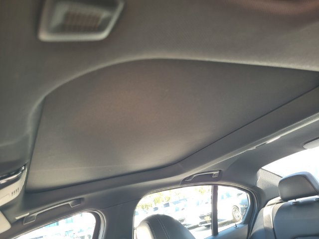 Used 2025 BMW 330i Sedan RWD image 21