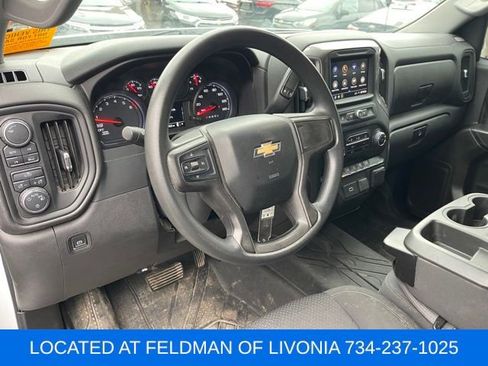 Used 2020 Chevrolet Silverado 1500 Custom w/ Custom Value Package image 7