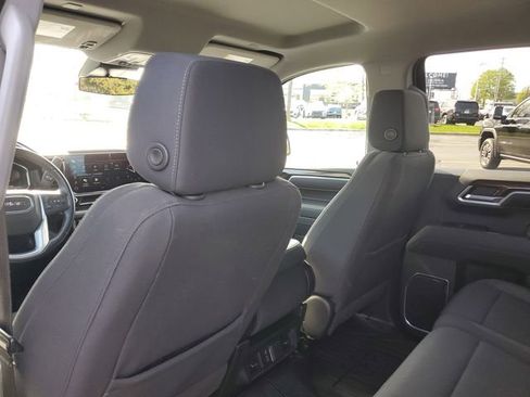 Certified 2022 GMC Sierra 1500 Elevation w/ LPO, Elevation Black Package AWD/4WD image 10