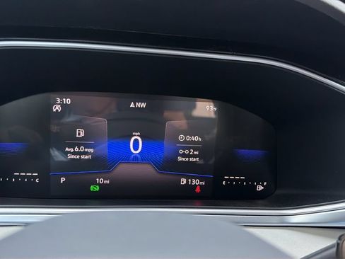 New 2026 Volkswagen Taos SE FWD image 25
