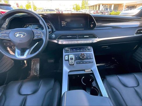 Used 2020 Hyundai Palisade Limited image 11