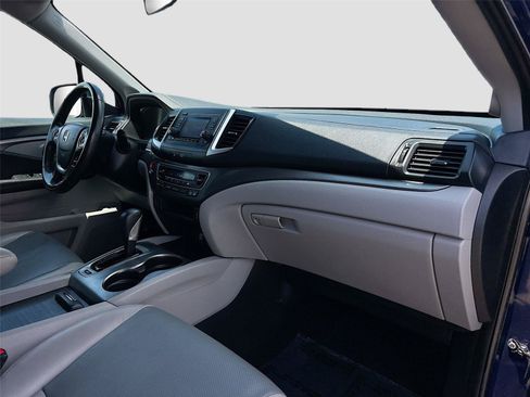 Used 2019 Honda Ridgeline RTL image 30