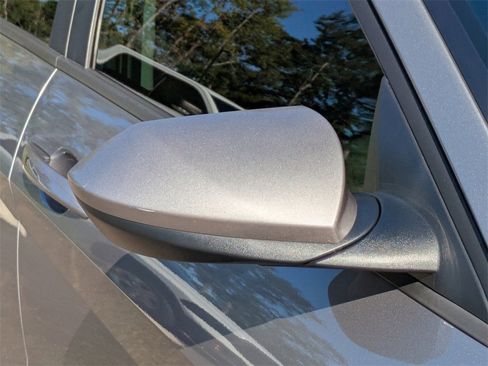 Certified 2024 Hyundai Elantra SEL image 11